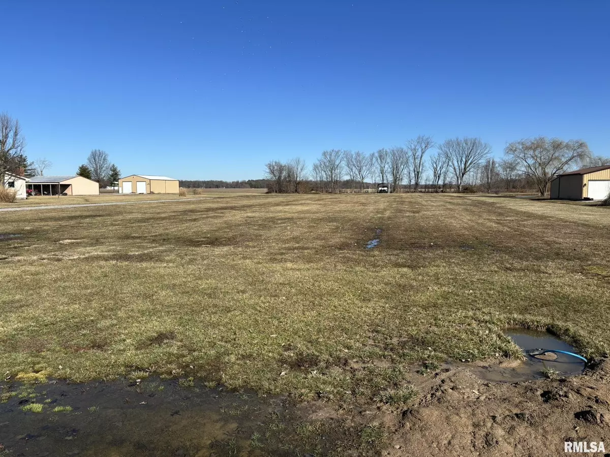 Benton, IL 62812,13727 LEISURE LN