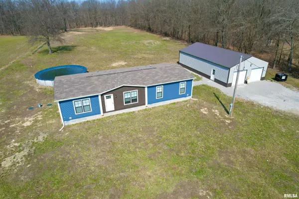 Walnut Hill, IL 62893,2979 Bundyville RD