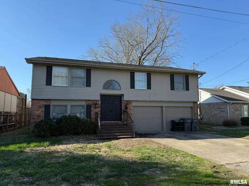 1401 W END ST, Marion, IL 62959