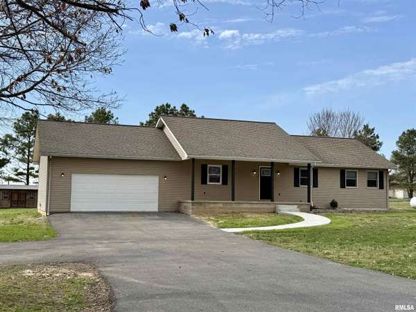 56 WOODLAND DR, Metropolis, IL 62960