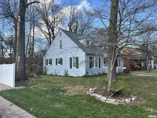 Centralia, IL 62801,418 CEDAR ST