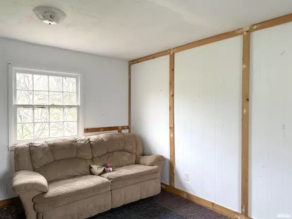 Carbondale, IL 62901,10558 Torrance RD