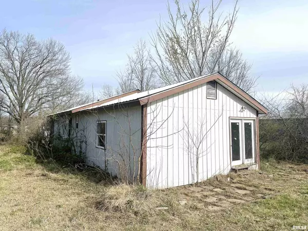 Carbondale, IL 62901,10558 Torrance RD