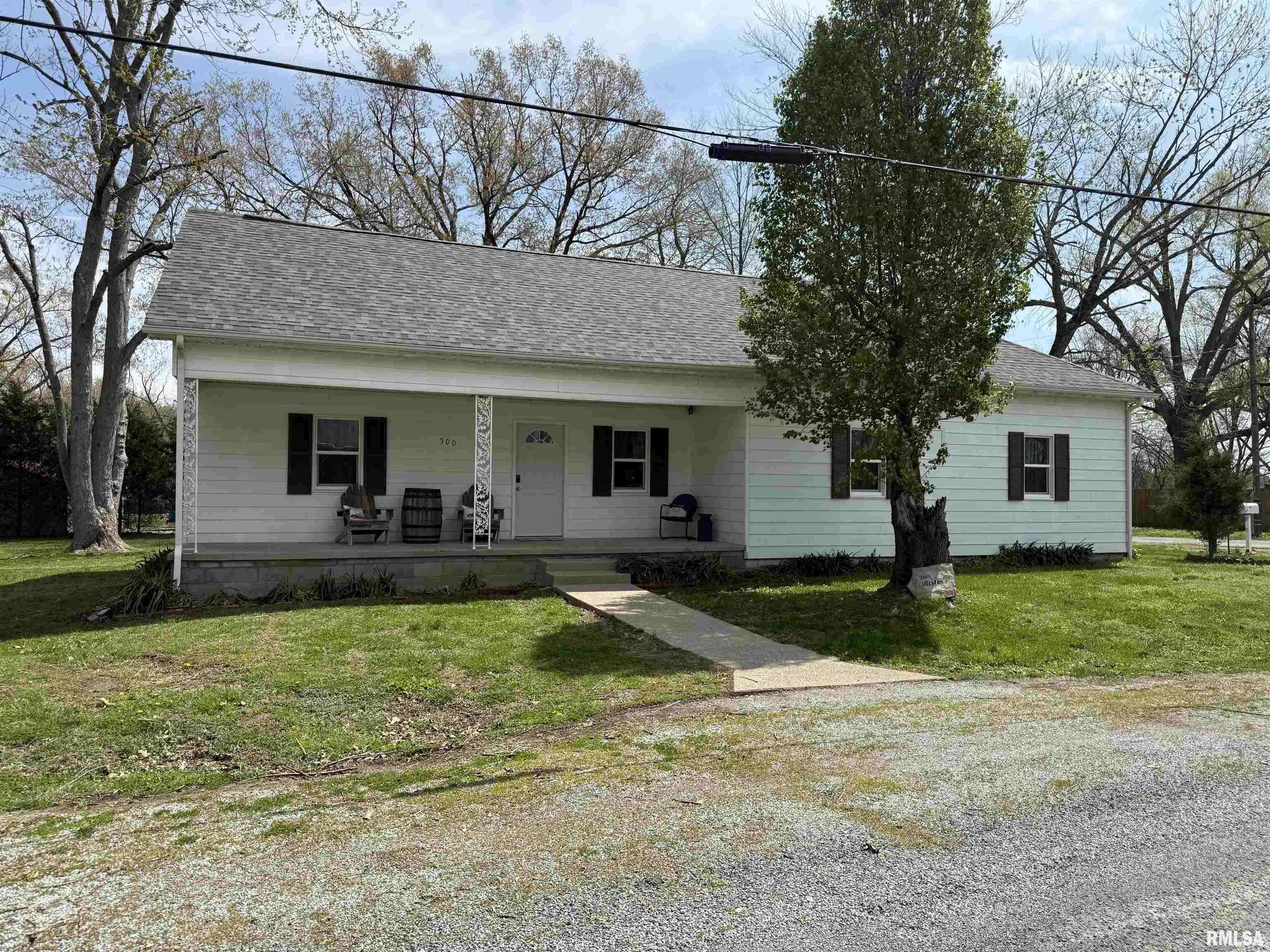 500 PARISH ST, Eldorado, IL 62930
