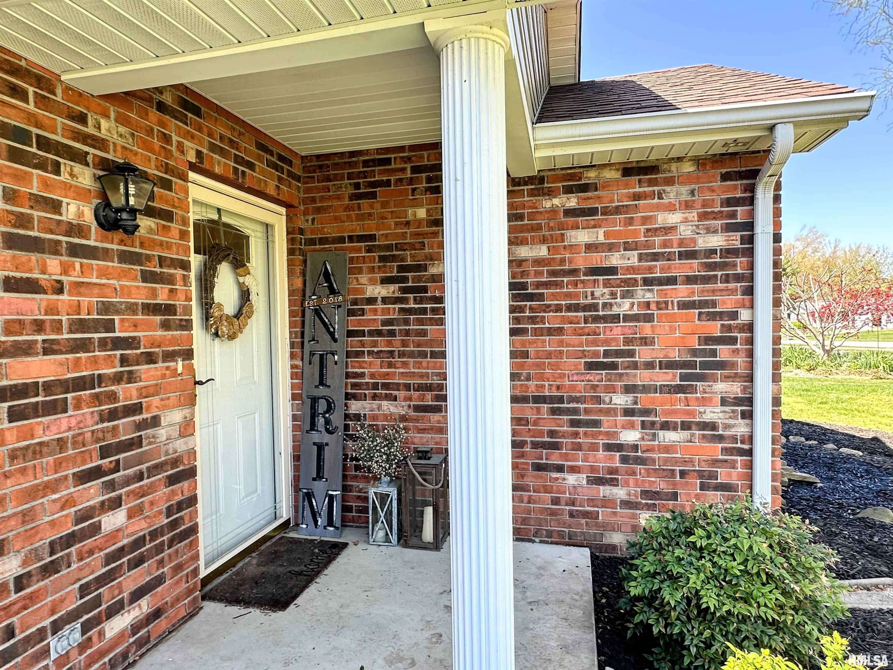 Carterville, IL 62918,1005 Ivey LN