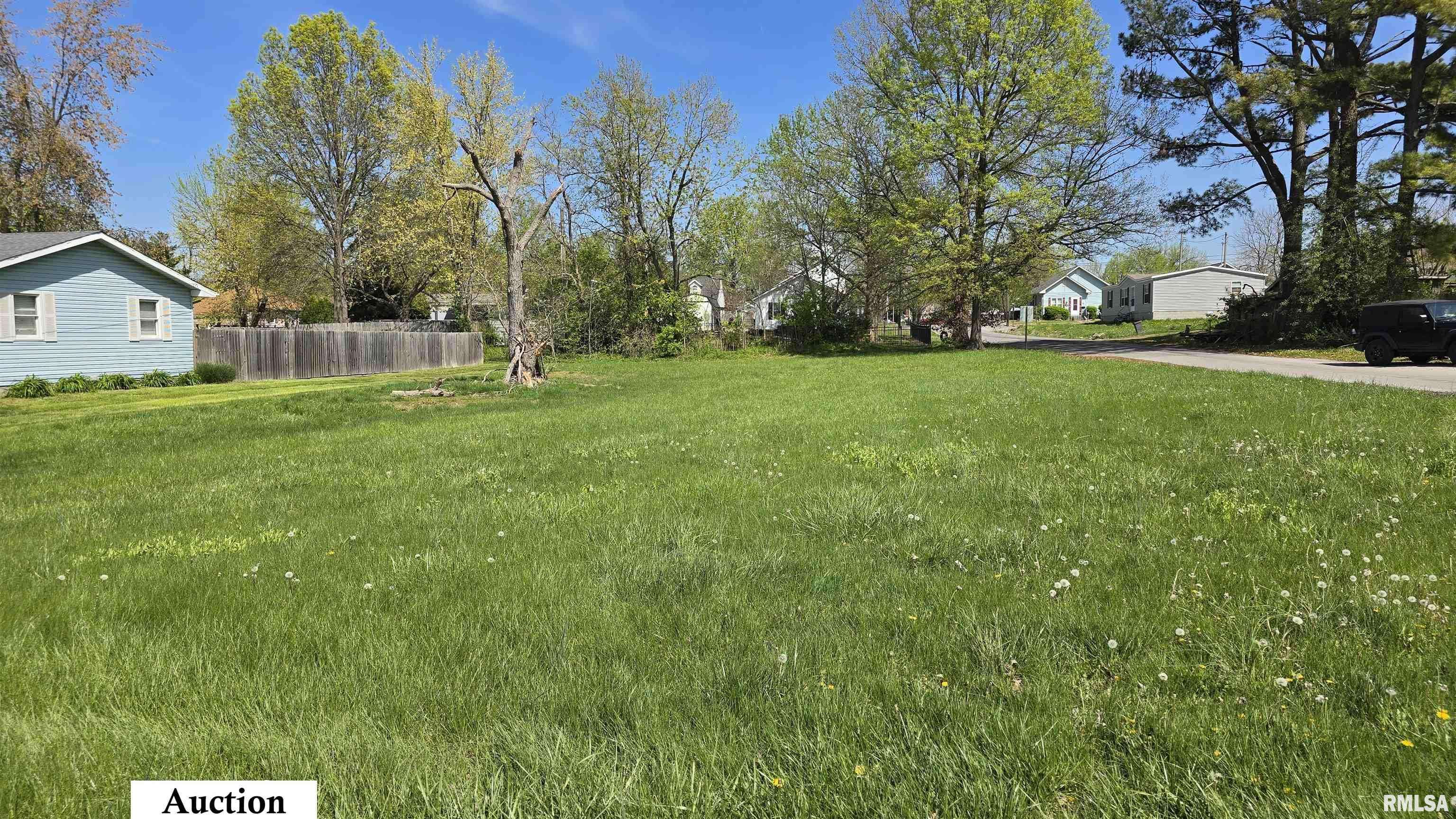 0 Trout AVE, Johnston City, IL 62951