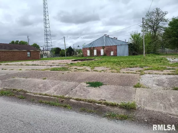 Mound City, IL 62963,235 MAIN ST