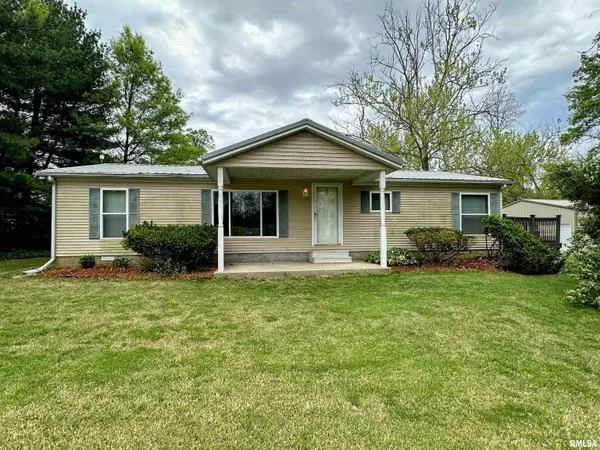 15079 E Gibson RD, Mt Vernon, IL 62864