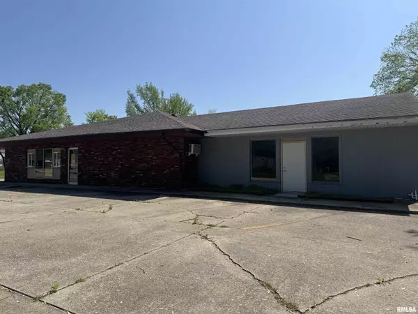 Centralia, IL 62801,705 S POPLAR ST