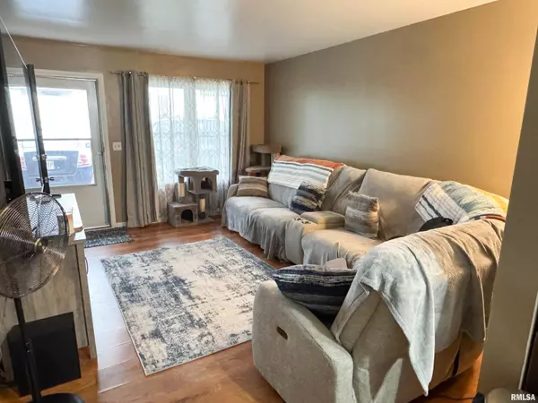 Anna, IL 62906,101 E SPRING ST