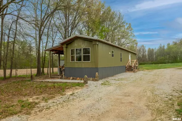 Murphysboro, IL 62966,133 Prairie Express LN