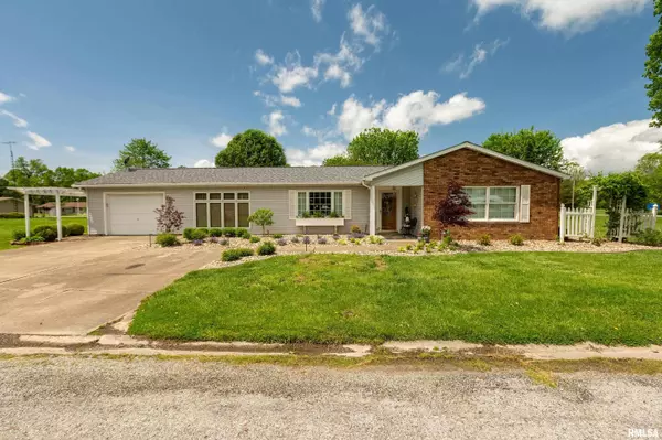 Christopher, IL 62822,24 KAREN DR