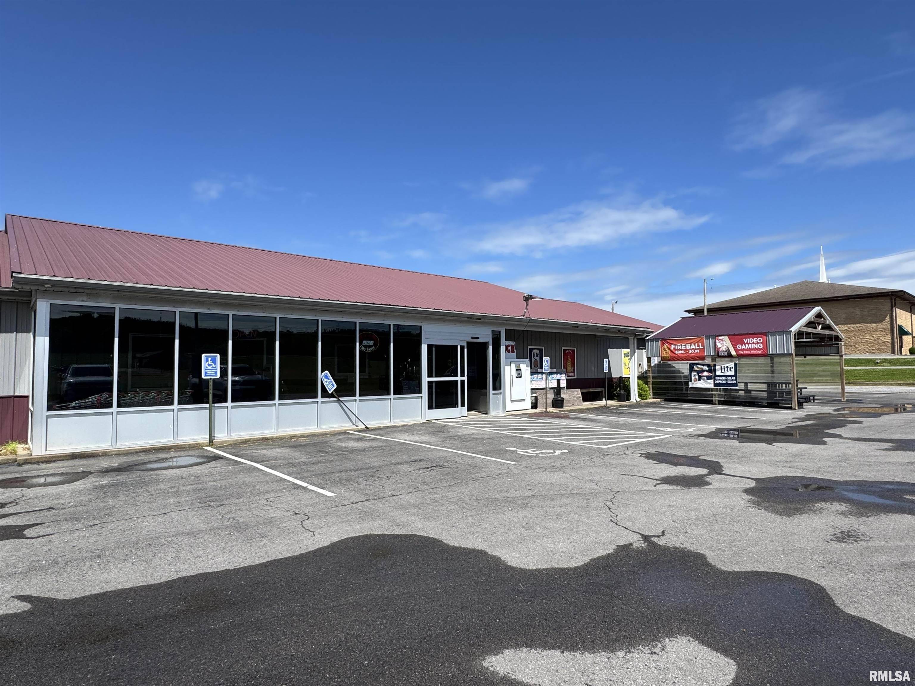 Vienna, IL 62995,97 REDBUD RD