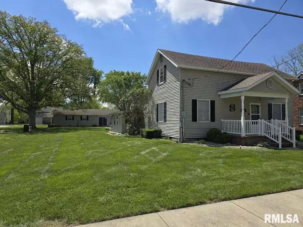 Breese, IL 62230,930 N 4TH ST