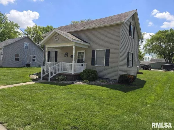 Breese, IL 62230,930 N 4TH ST