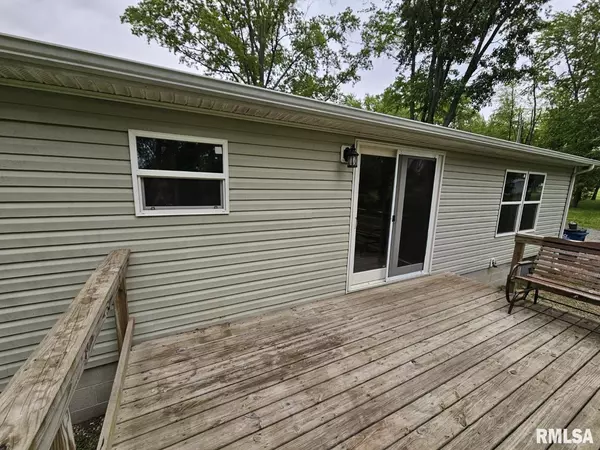 Bluford, IL 62814,901 W 4TH ST