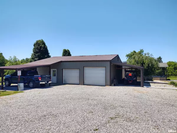 Vienna, IL 62995-9,1640 PLEASANT RIDGE RD