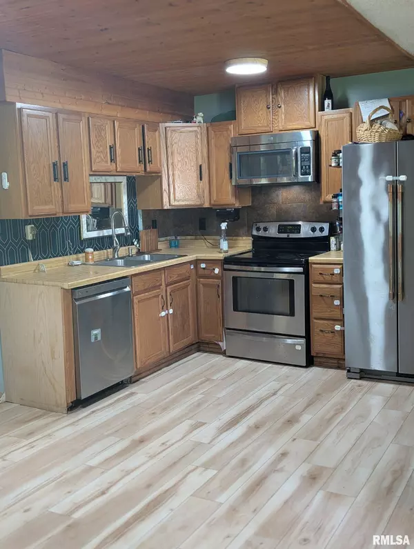 Thompsonville, IL 62890,8271 Pigg LN