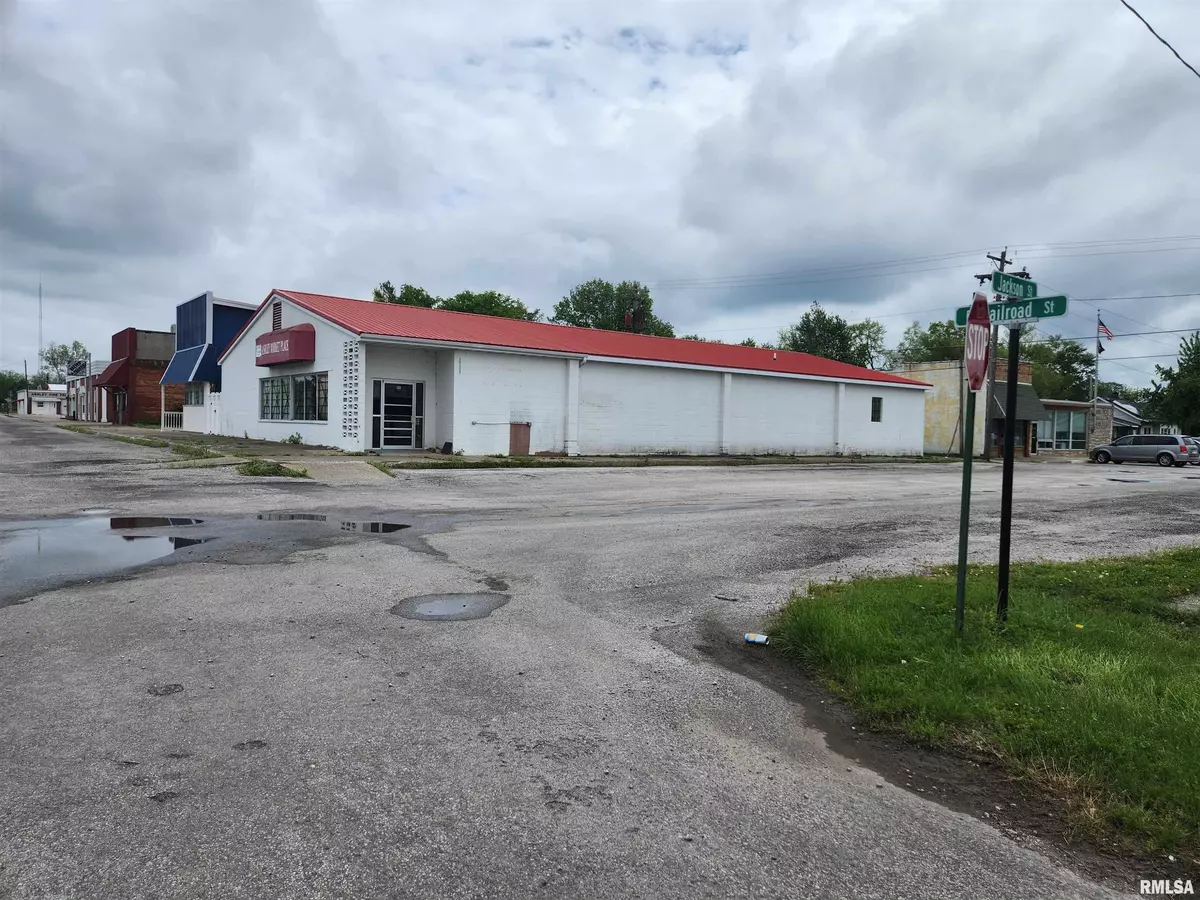 Ashley, IL 62808,125 E JACKSON ST