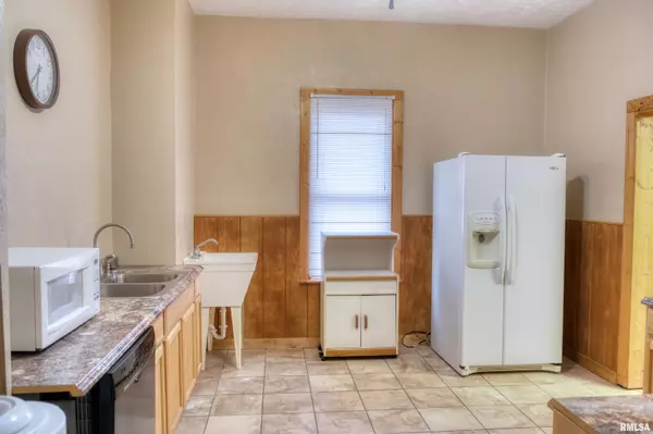 Murphysboro, IL 62966,330 NORTH ST