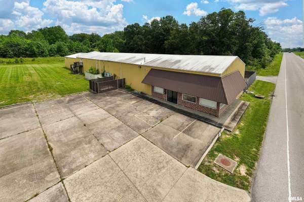 1275 N Reed Station RD, Carbondale, IL 62901