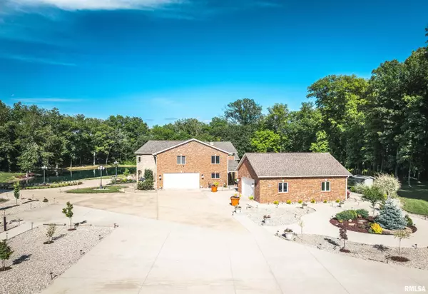 Highland, IL 62249,13642 Saint Rose RD