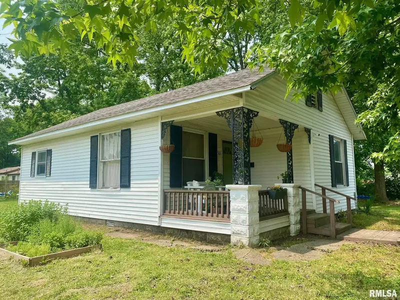 501 N 18TH ST, Herrin, IL 62948