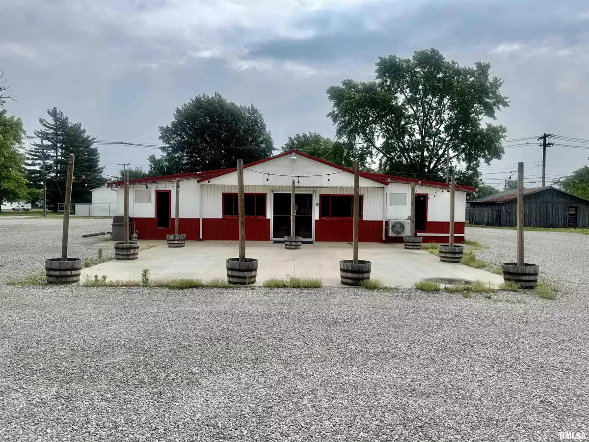 Centralia, IL 62801,639 N POPLAR ST