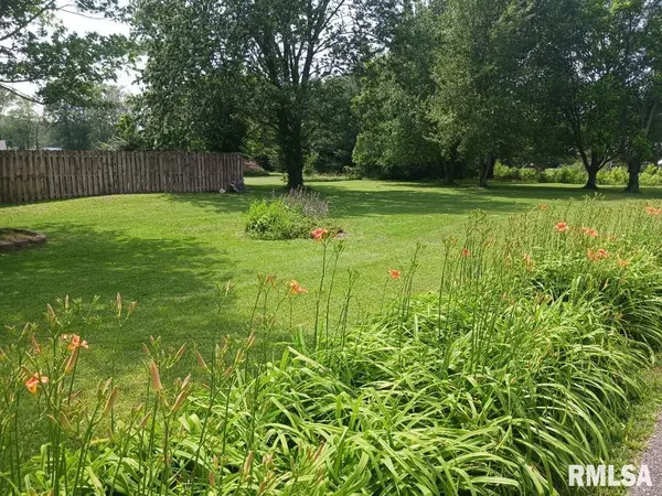 Zeigler, IL 62999,206 W MARYLAND ST