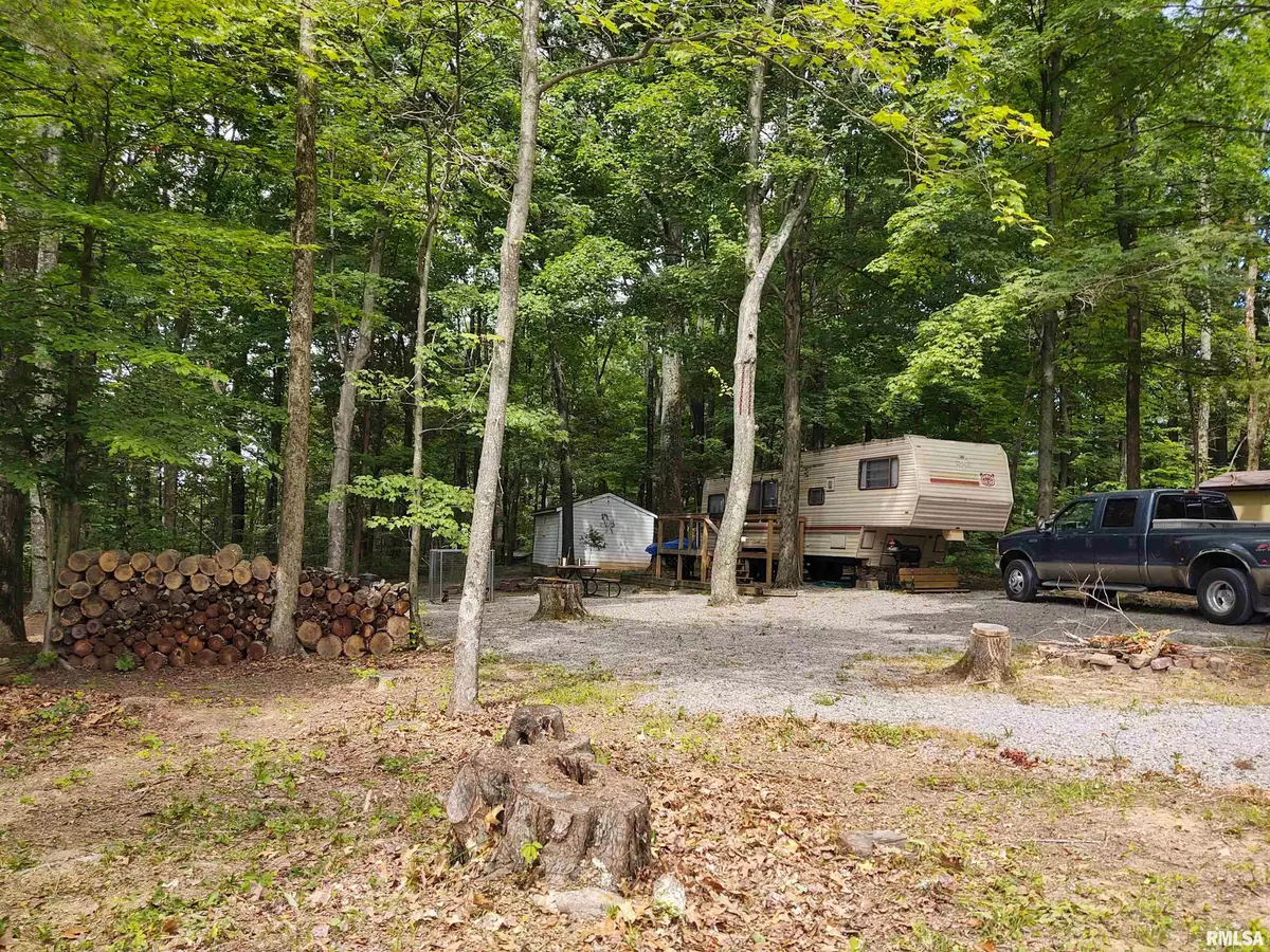 Vienna, IL 62995,315 HOLLAND LN