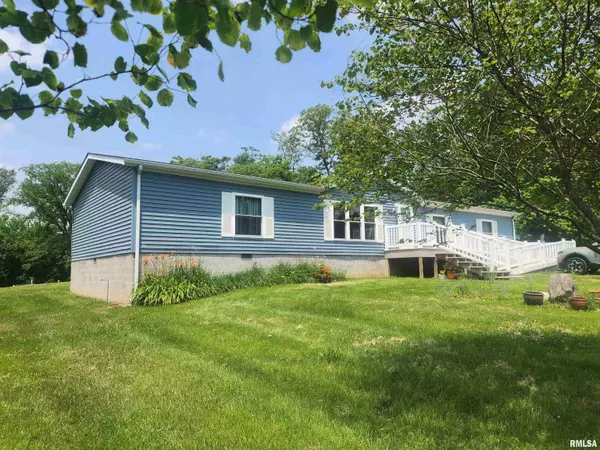 Duquoin, IL 62832,8747 Old State Route 14 Route