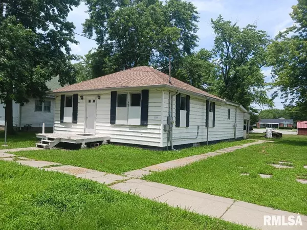 Sesser, IL 62884,502 E MATTHEW ST