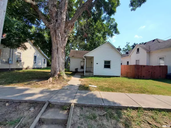 Carbondale, IL 62901,307 W SYCAMORE ST