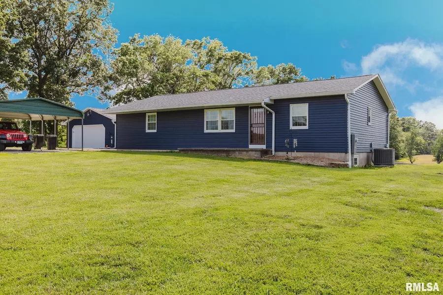 5395 Wards Mill RD, Marion, IL 62959