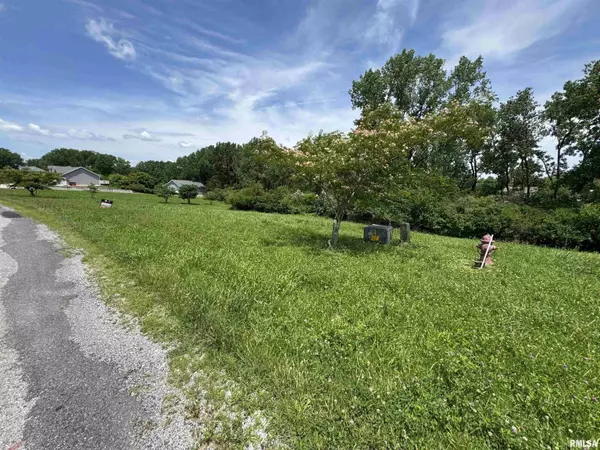 Duquoin, IL 62832,000 Yellow Brick RD