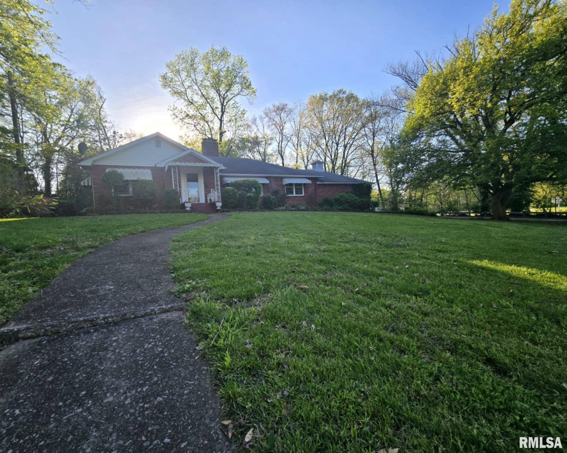 511 N JOHNSON AVE, Mt Vernon, IL 62864