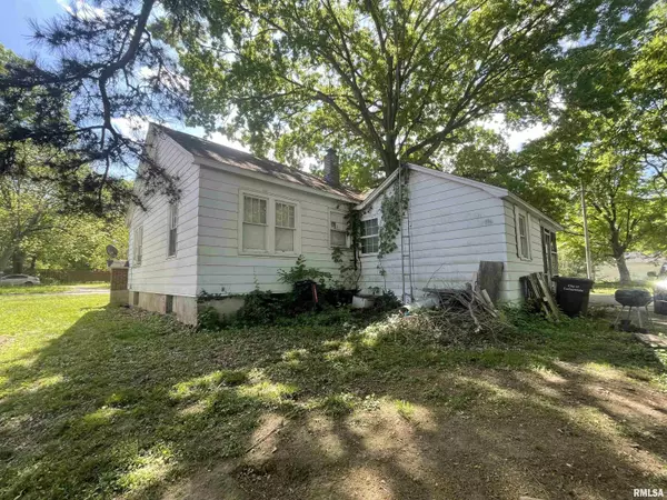 Carbondale, IL 62901,300 N OAKLAND AVE