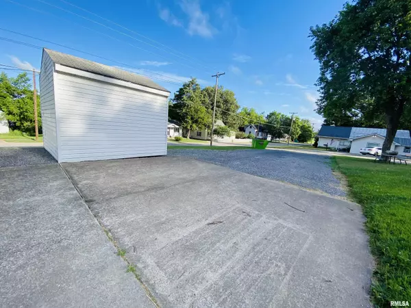 Harrisburg, IL 62946,1100 E SLOAN ST