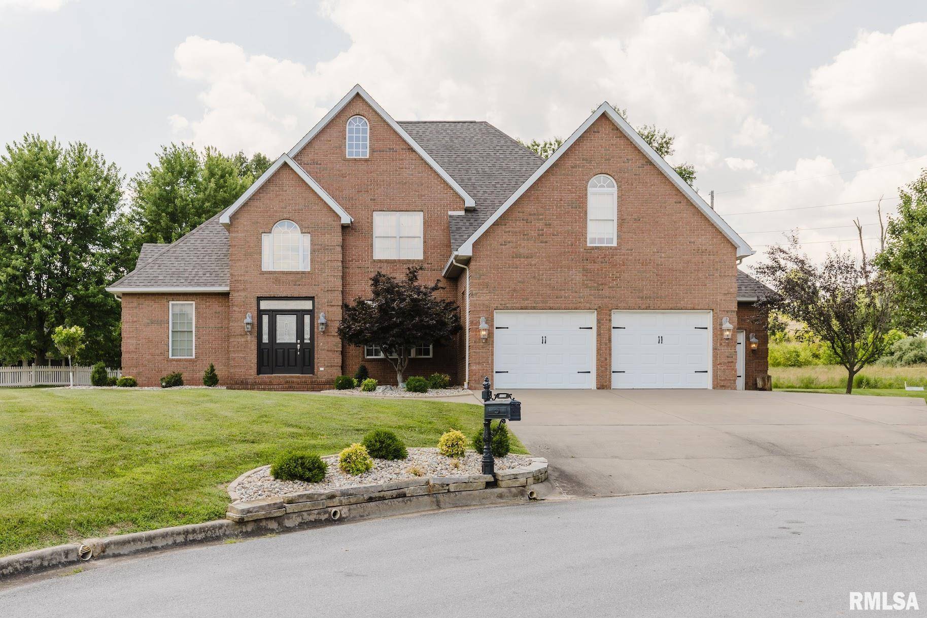Marion, IL 62959,1506 Gleneagle DR