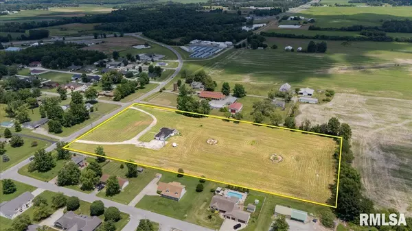 1801 E MAIN ST, Marion, IL 62959