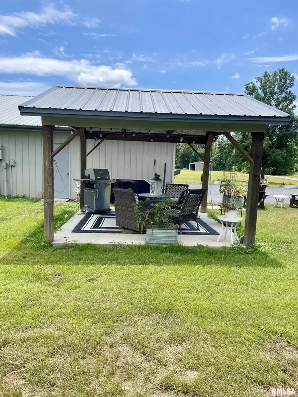 Harrisburg, IL 62946,1544 Feazel RD