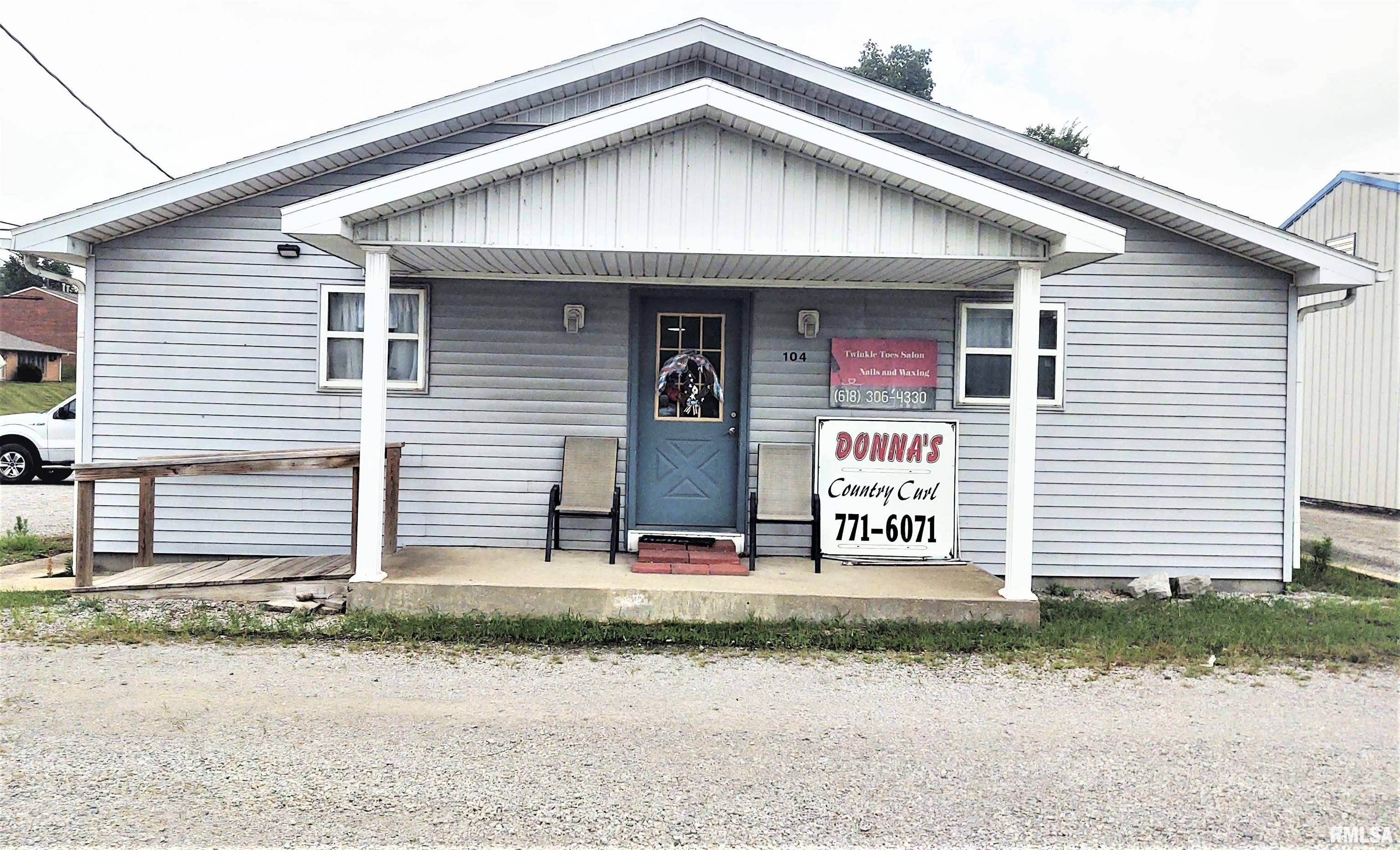 104 S 1ST ST, Vienna, IL 62995