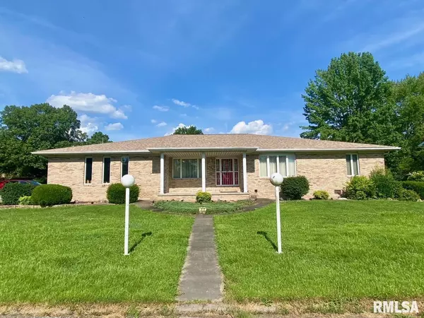 117 N PLAINS AVE, Marion, IL 62959