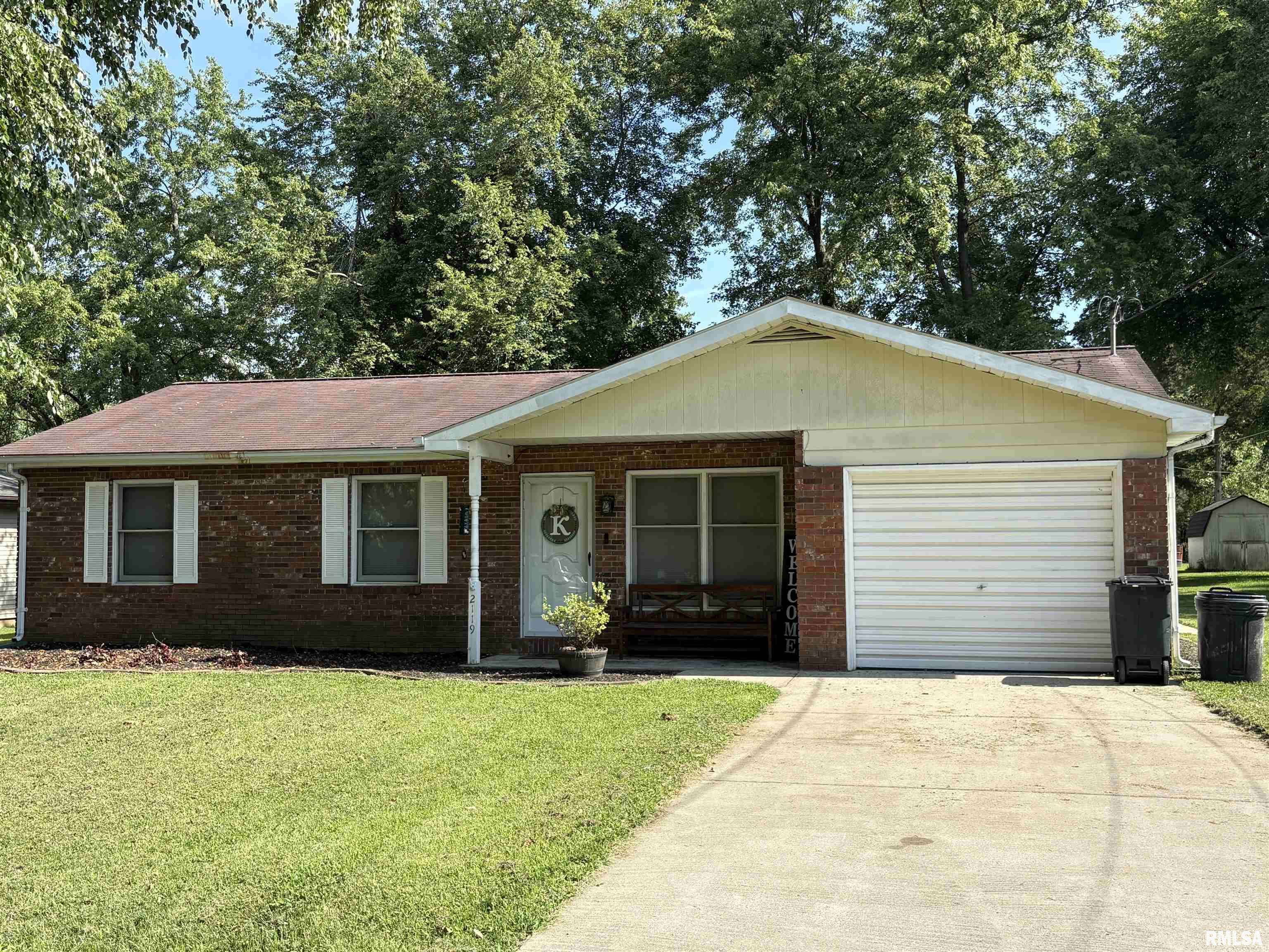 2119 Rains ST, Murphysboro, IL 62966