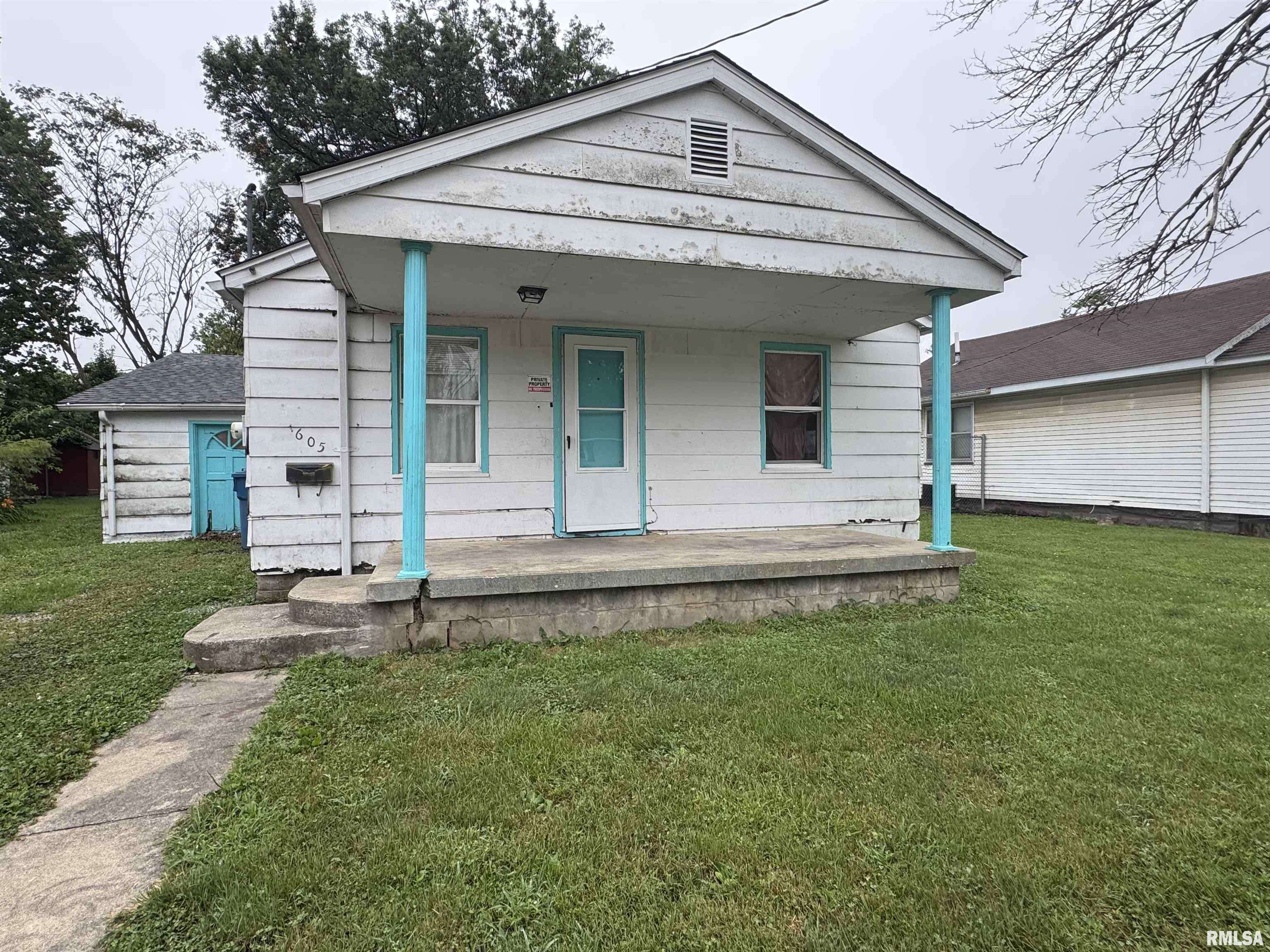 605 Gragg ST, Centralia, IL 62801