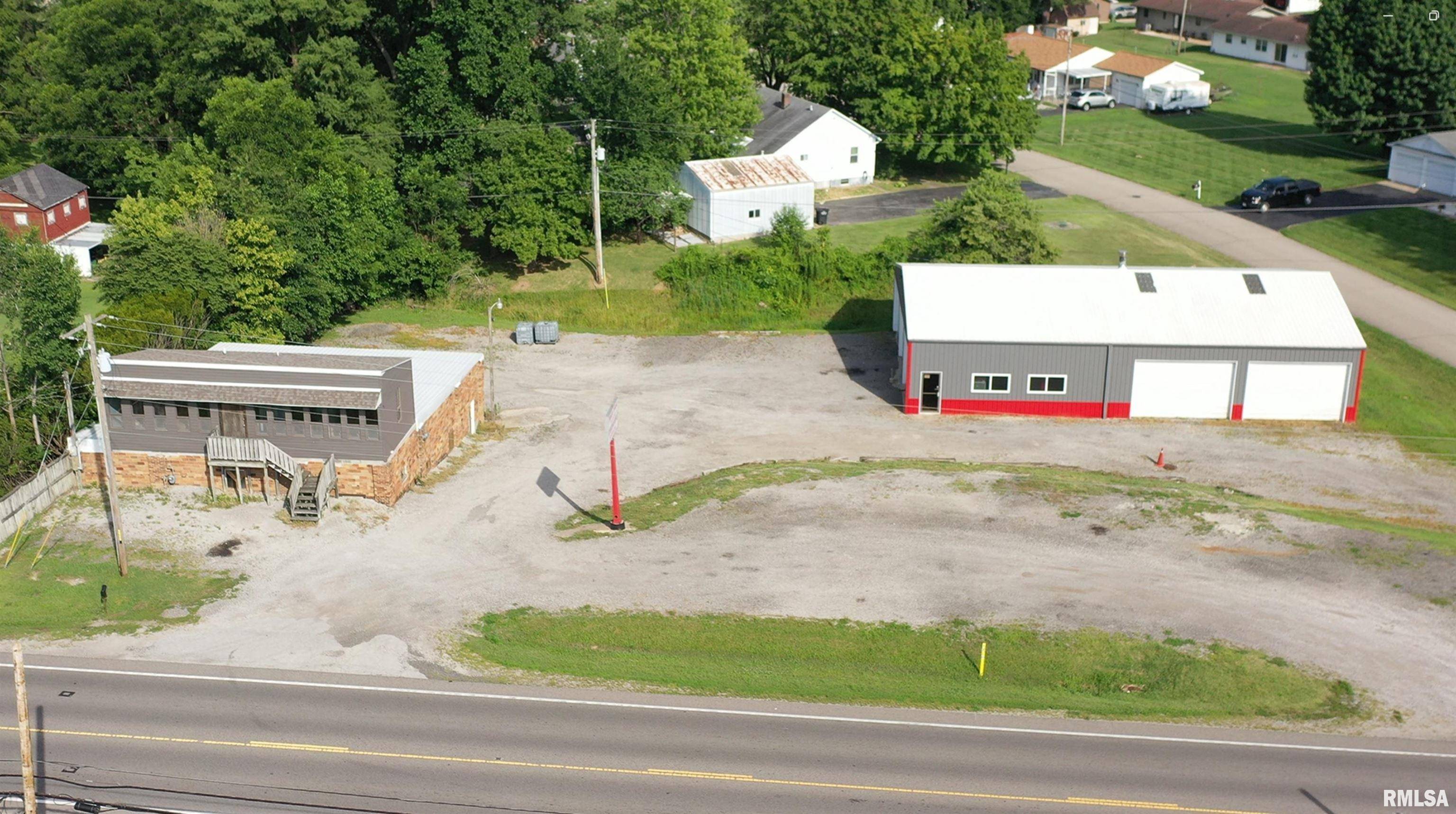 2404 STATE ST, Chester, IL 62233