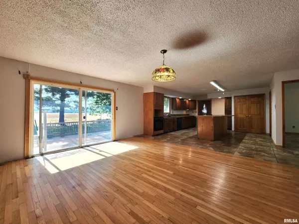 Benton, IL 62812,10107 Sugar Creek RD