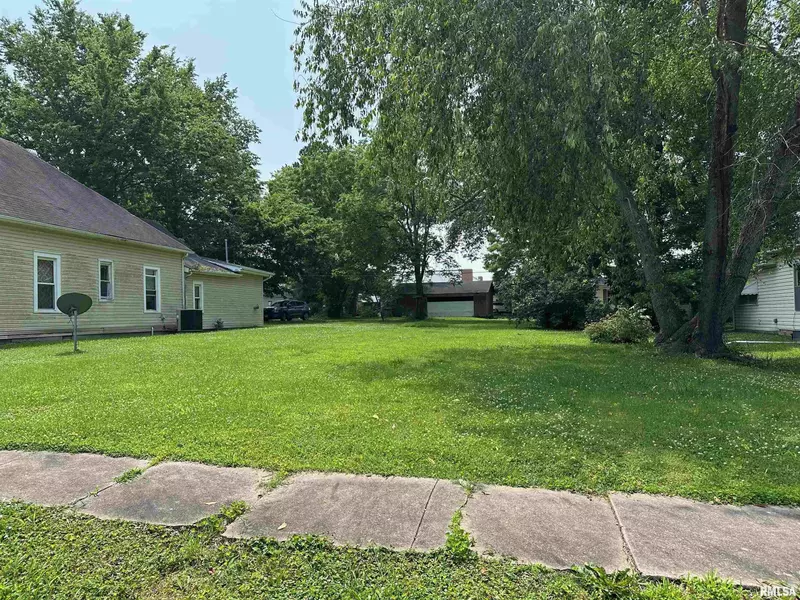 603 S Jesse ST, Christopher, IL 62822