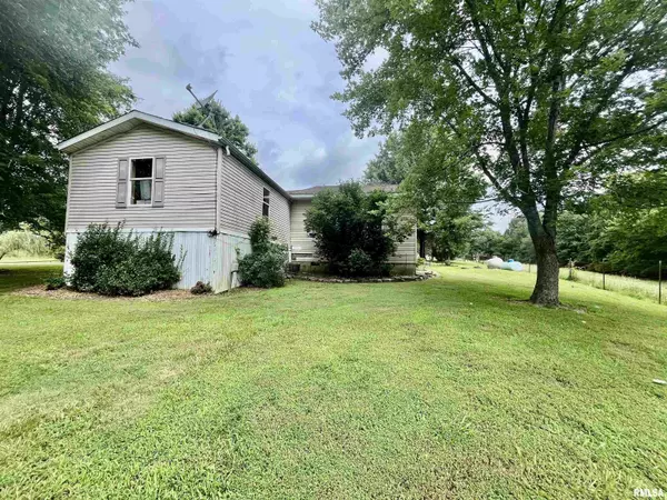 Grantsburg, IL 62943,4155 Reevesville RD