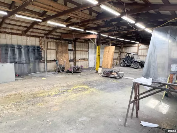 Dongola, IL 62926,211 SPRING ST